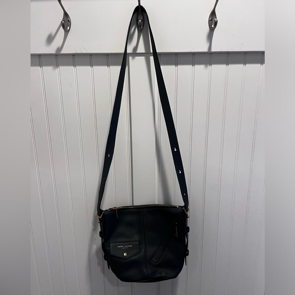 MARC By Marc Jacobs M0013260 The Mini Sling Leather Convertible Hobo/Sho… - Picture 2 of 6